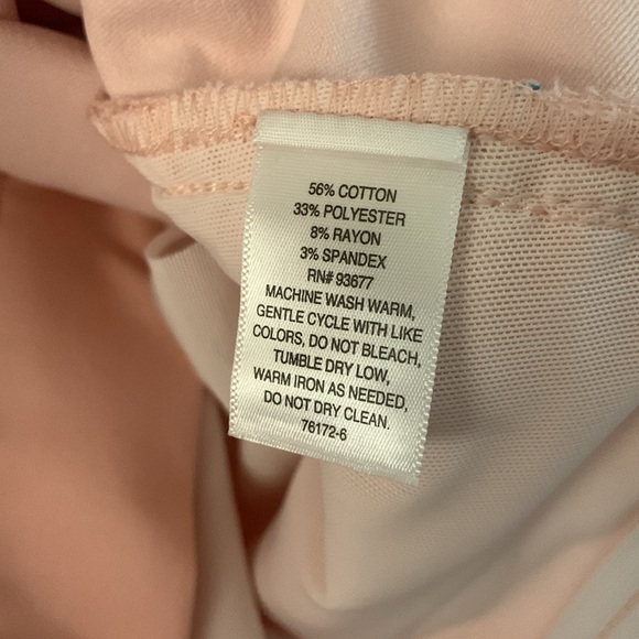 Liz Claiborne Sara Crop Mid-Rise Pants In English Rose - Picture 5 of 7